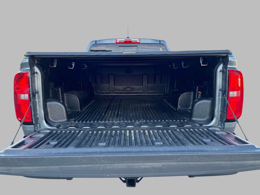 Used 2021 Chevrolet Colorado LT w/ Safety Package AWD/4WD image 13