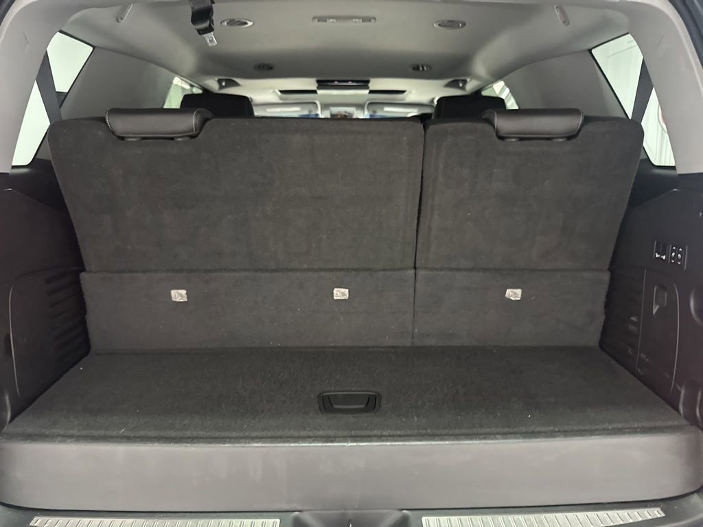 Used 2018 Chevrolet Tahoe Premier AWD/4WD image 31