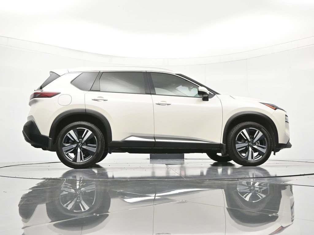 Certified 2023 Nissan Rogue SL FWD image 39