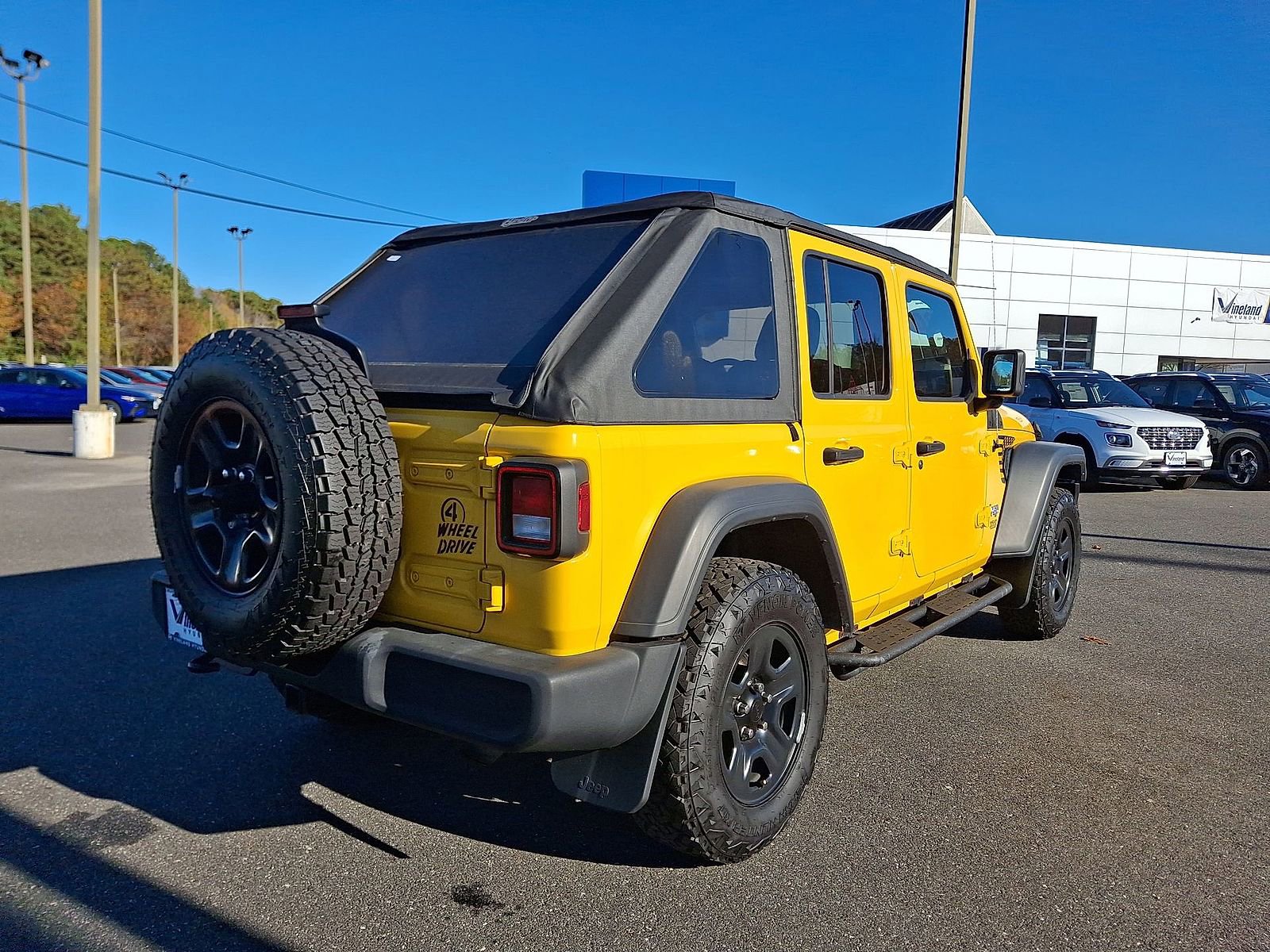 Used 2020 Jeep Wrangler Unlimited Sport image 30