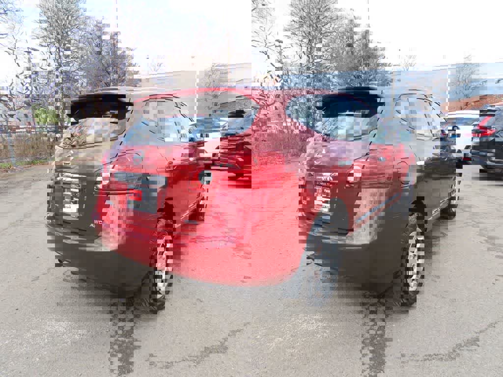 Used 2013 Nissan Rogue S image 4