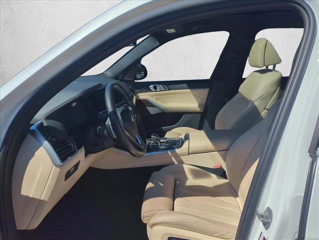 Used 2021 BMW X5 xDrive40i w/ Premium Package image 17