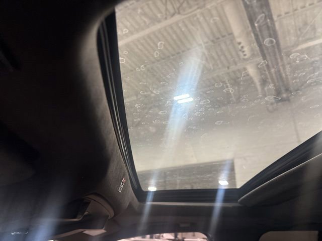 Used 2020 Cadillac Escalade ESV Platinum image 28