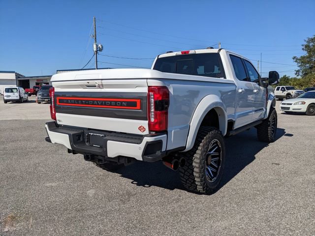 New 2026 Ford F250 Lariat w/ Black Appearance Package image 4