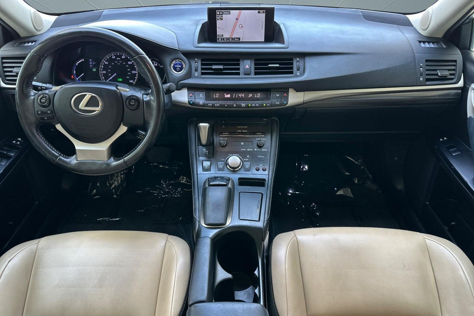 Used 2014 Lexus CT 200h FWD image 15