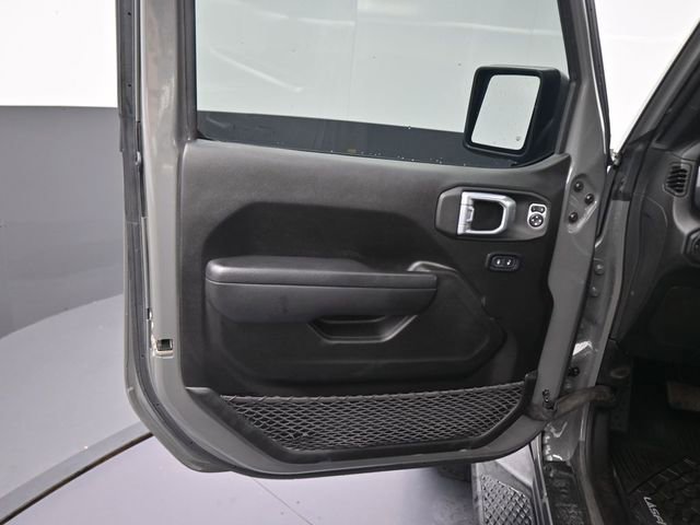 Used 2022 Jeep Gladiator Sport image 16