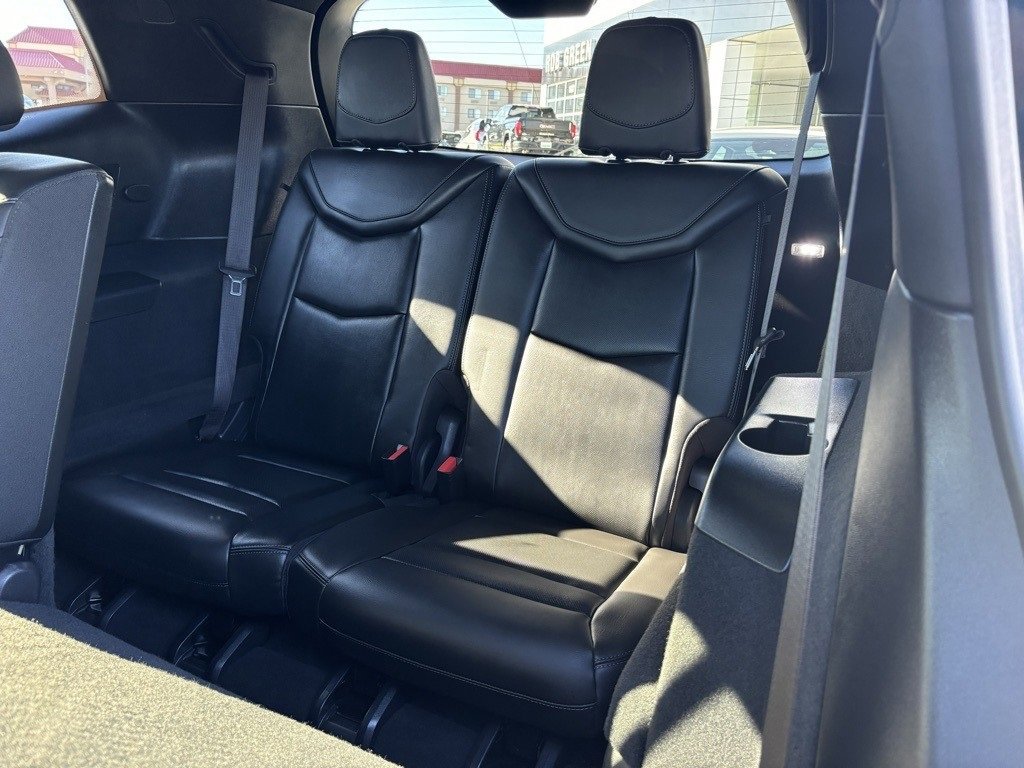Used 2024 Cadillac XT6 Premium Luxury image 30