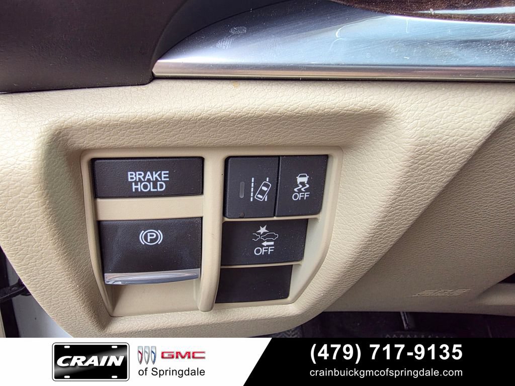 Used 2018 Acura MDX SH-AWD image 13