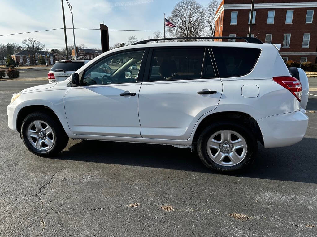 Used 2011 Toyota RAV4 2WD image 4