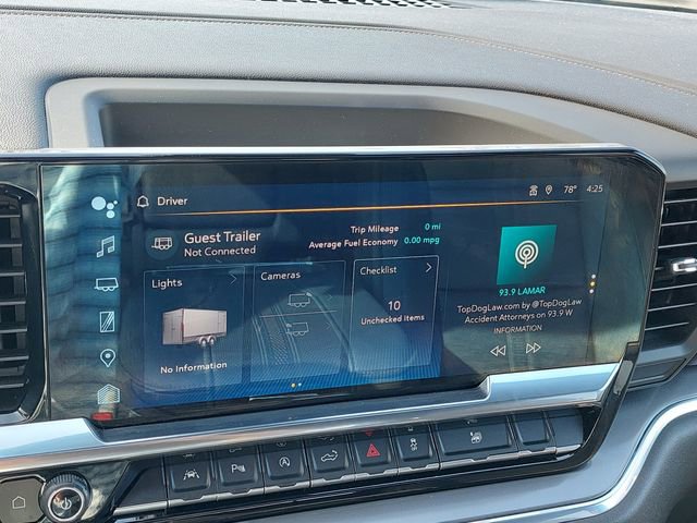 Used 2023 Chevrolet Silverado 1500 High Country w/ Technology Package image 38