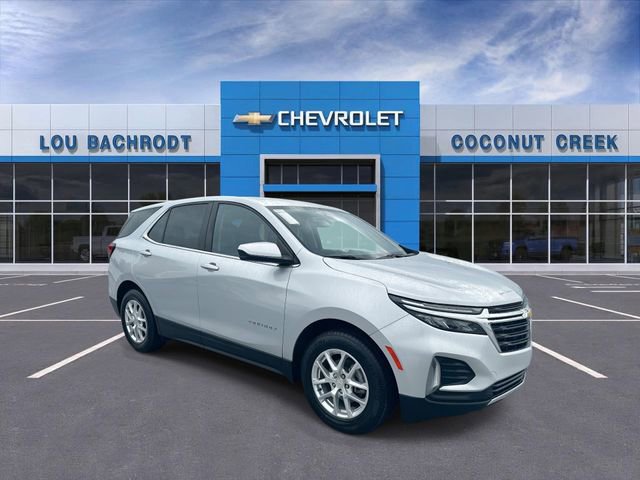 Used 2022 Chevrolet Equinox LT FWD image 2