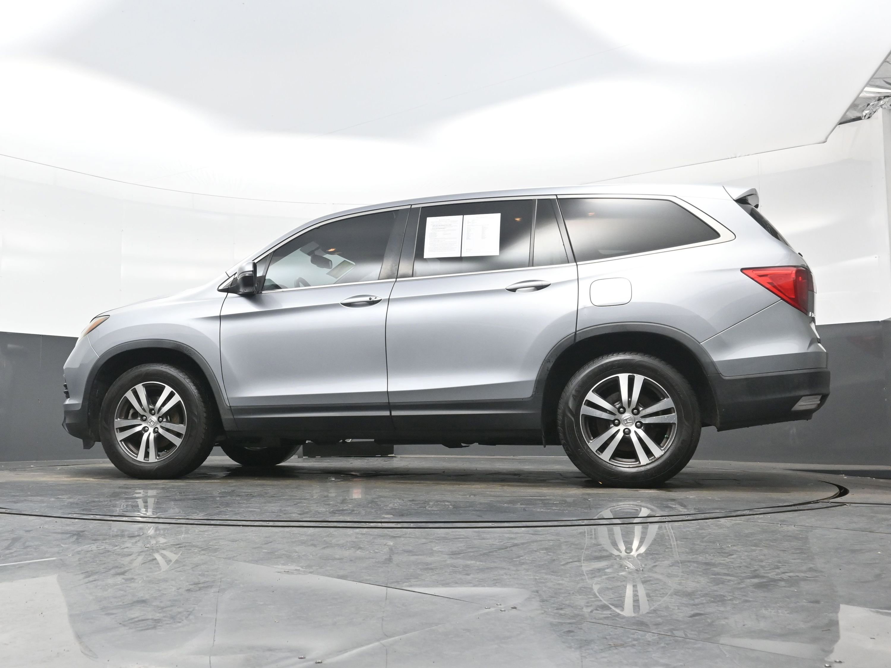 Used 2017 Honda Pilot EX-L image 29