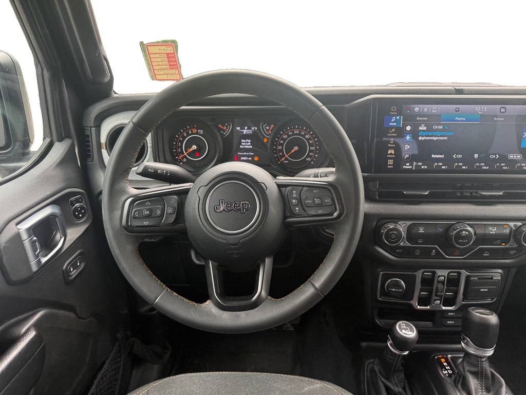 Used 2024 Jeep Gladiator Sport AWD/4WD image 12