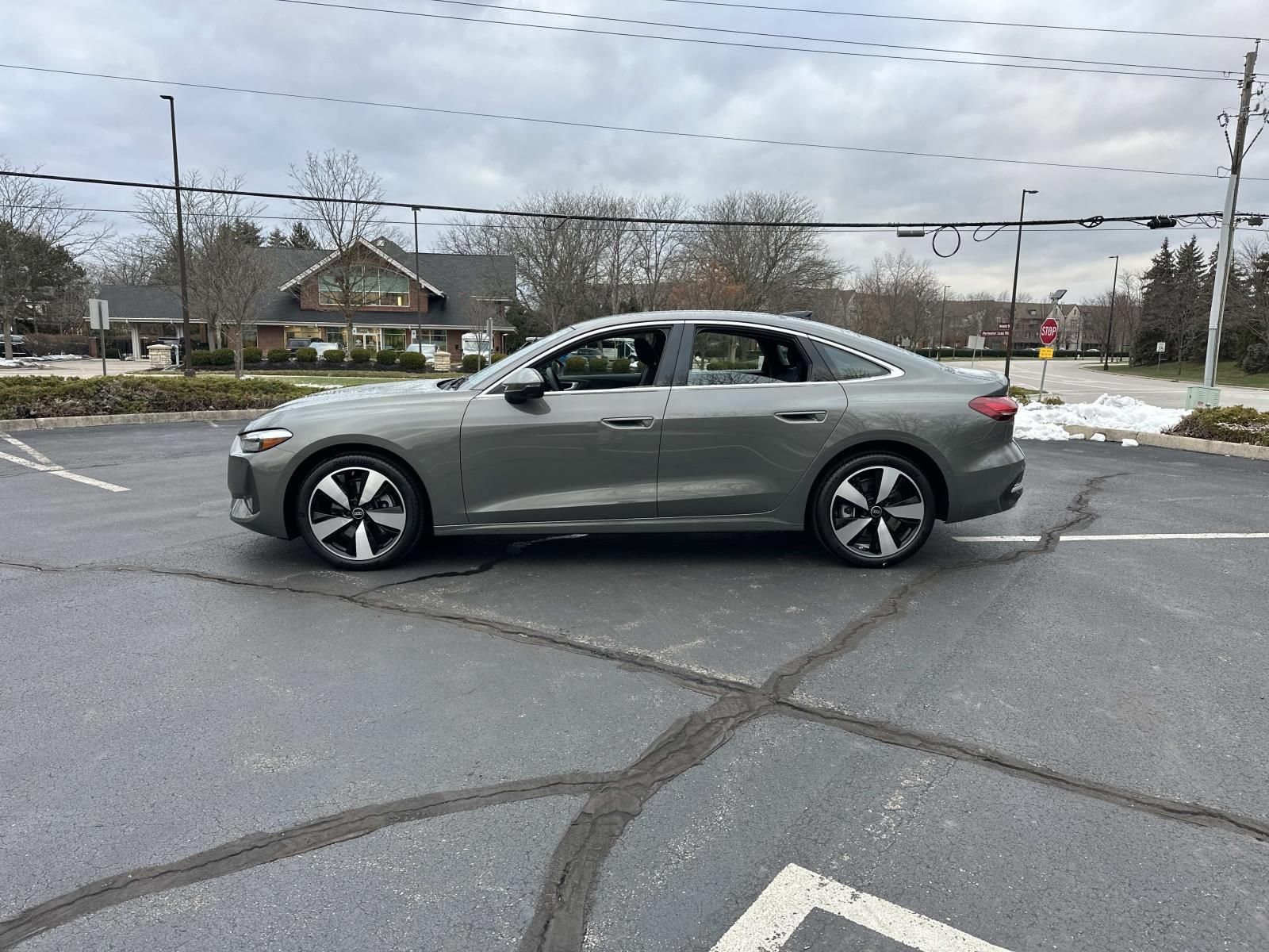 New 2025 Audi A5 Premium w/ Convenience Package AWD/4WD image 4