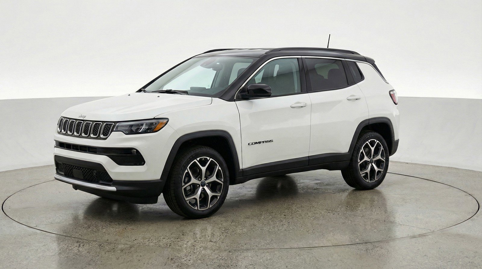 Used 2025 Jeep Compass Limited image 3