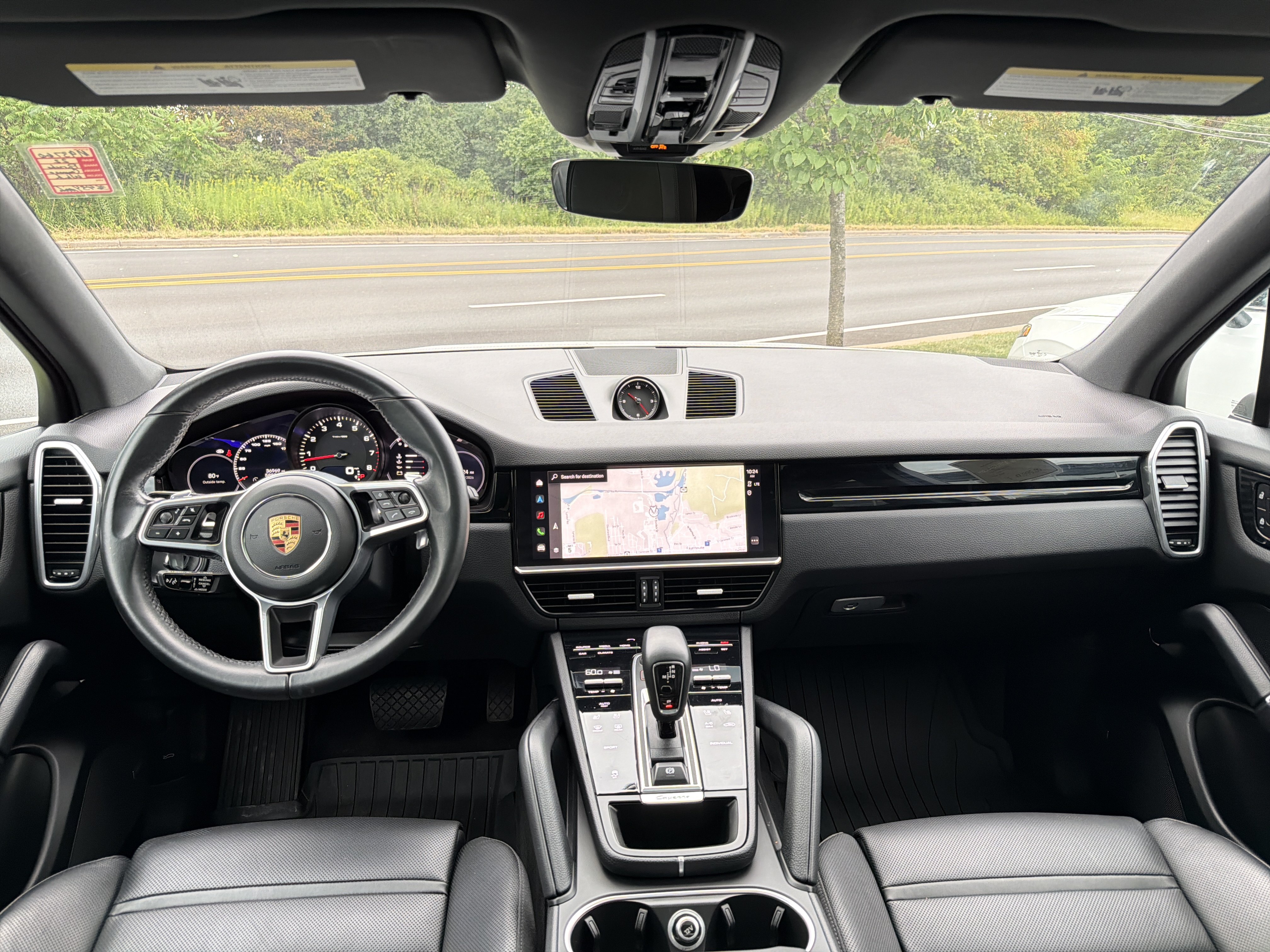 Used 2022 Porsche Cayenne AWD/4WD image 11
