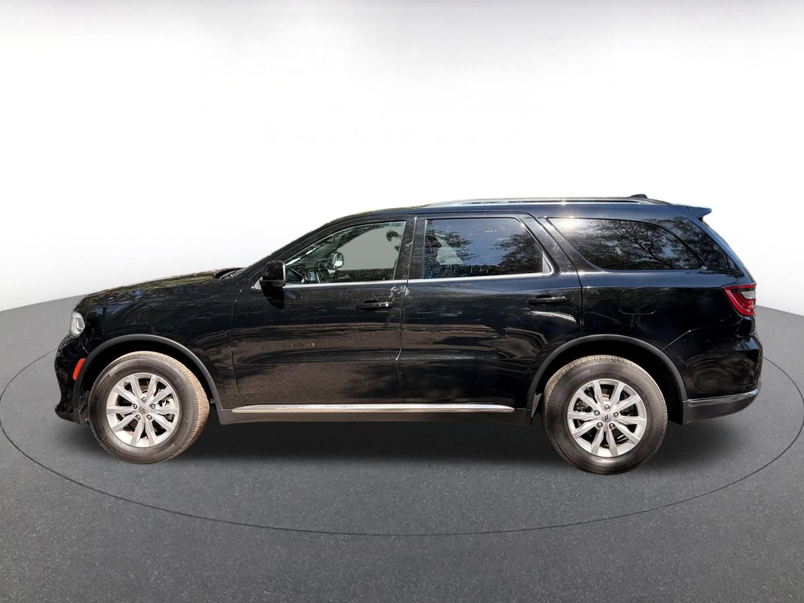 Used 2024 Dodge Durango SXT image 4