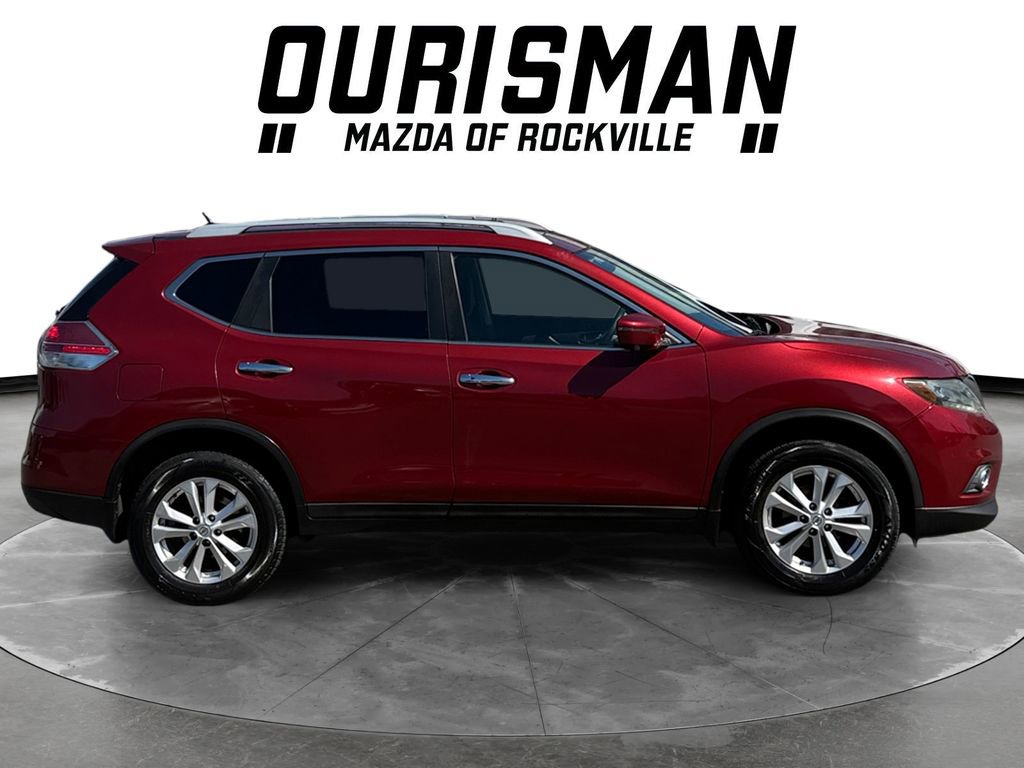 Used 2016 Nissan Rogue SV w/ SV Premium Package AWD/4WD image 7