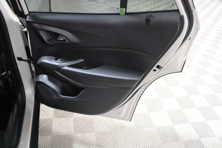 New 2026 Chevrolet Trax RS w/ Sunroof Package image 27