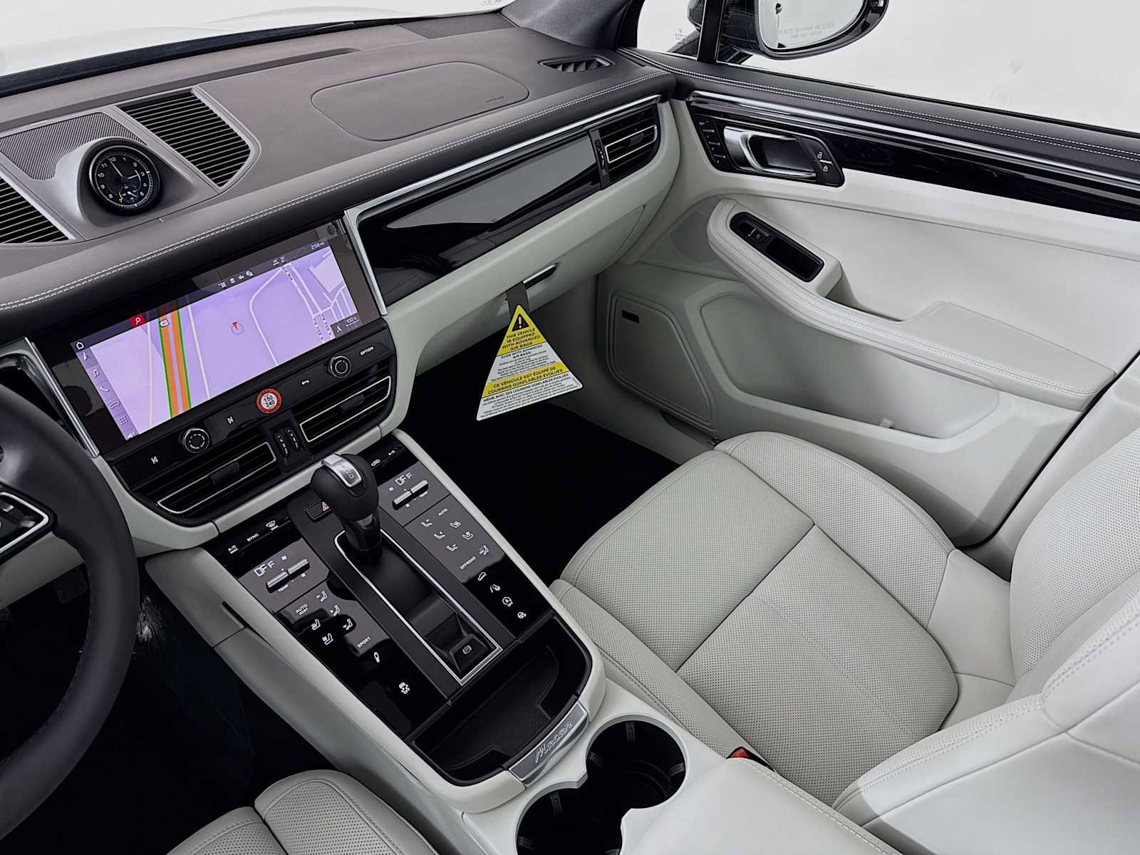 New 2026 Porsche Macan S image 26