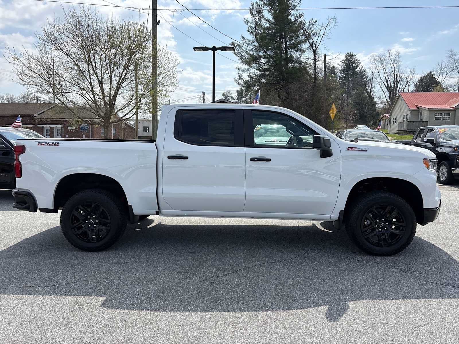 New 2026 Chevrolet Silverado 1500 LT Trail Boss w/ Convenience Package II AWD/4WD image 9
