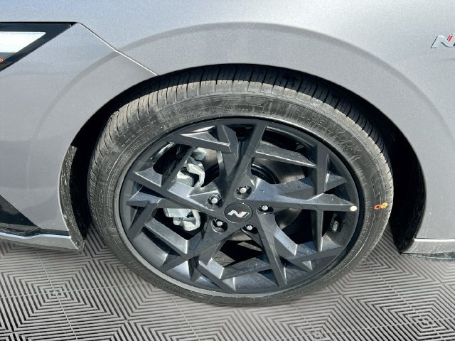New 2025 Hyundai Elantra N Line FWD image 32