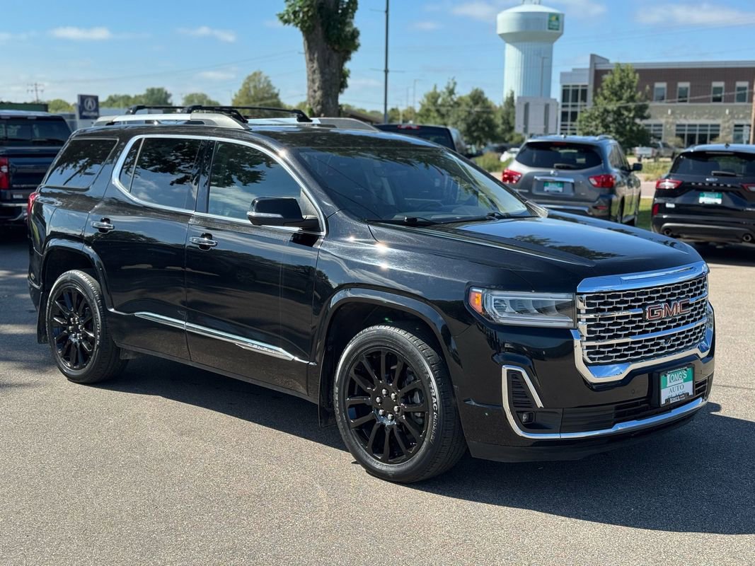 Used 2020 GMC Acadia Denali image 2