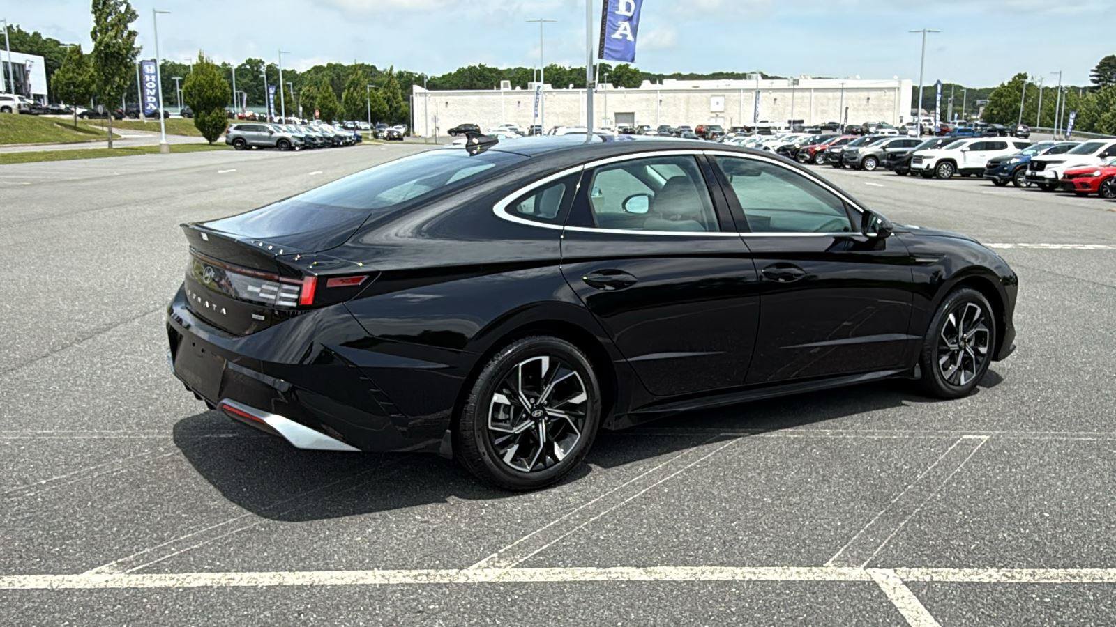 Certified 2024 Hyundai Sonata SEL AWD/4WD image 5