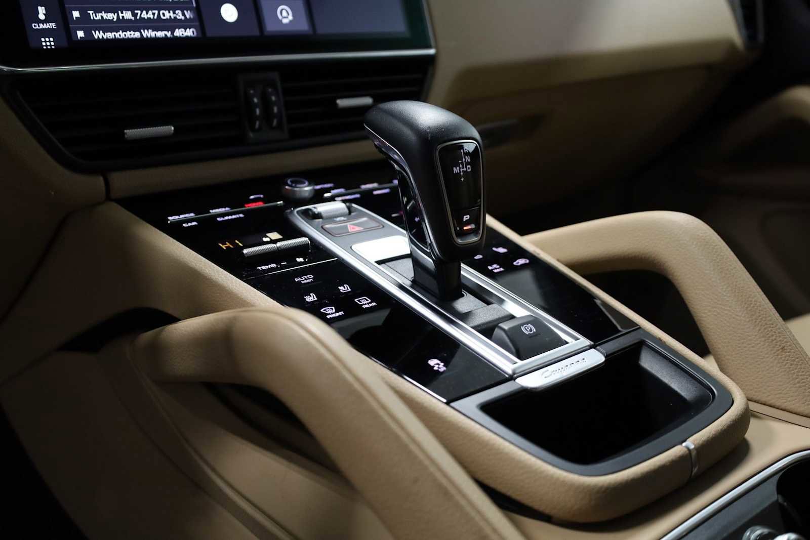 Used 2019 Porsche Cayenne image 29