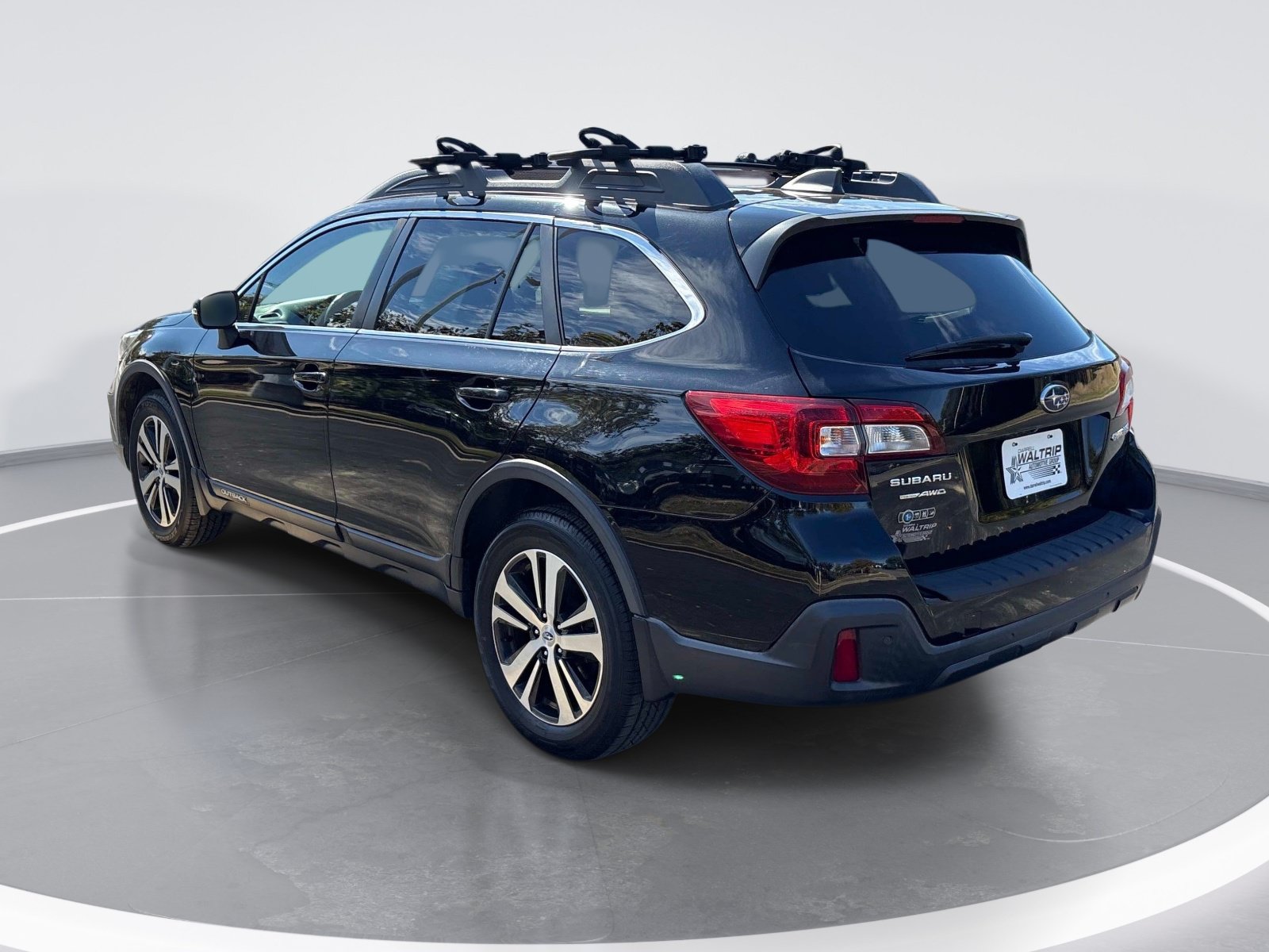 Used 2018 Subaru Outback 2.5i Limited AWD/4WD image 6