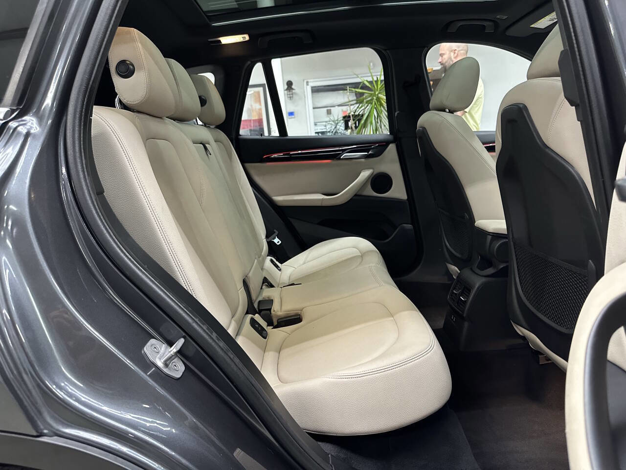 Used 2021 BMW X1 xDrive28i w/ Convenience Package image 15