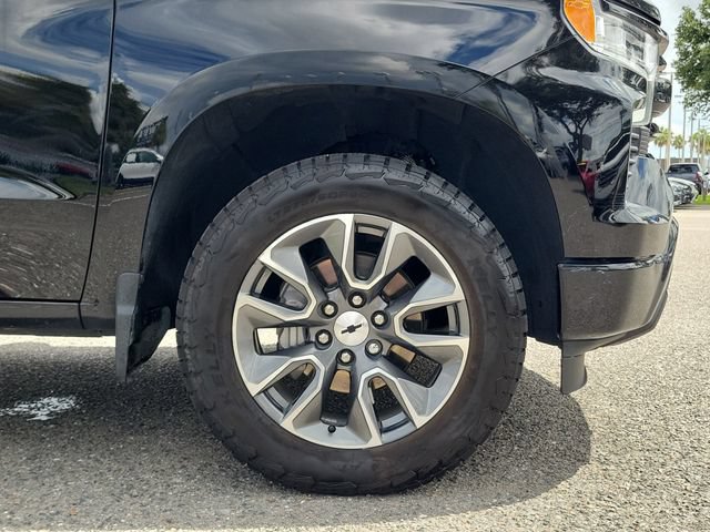 Used 2024 Chevrolet Silverado 1500 RST w/ Z71 Off-Road Package AWD/4WD image 6