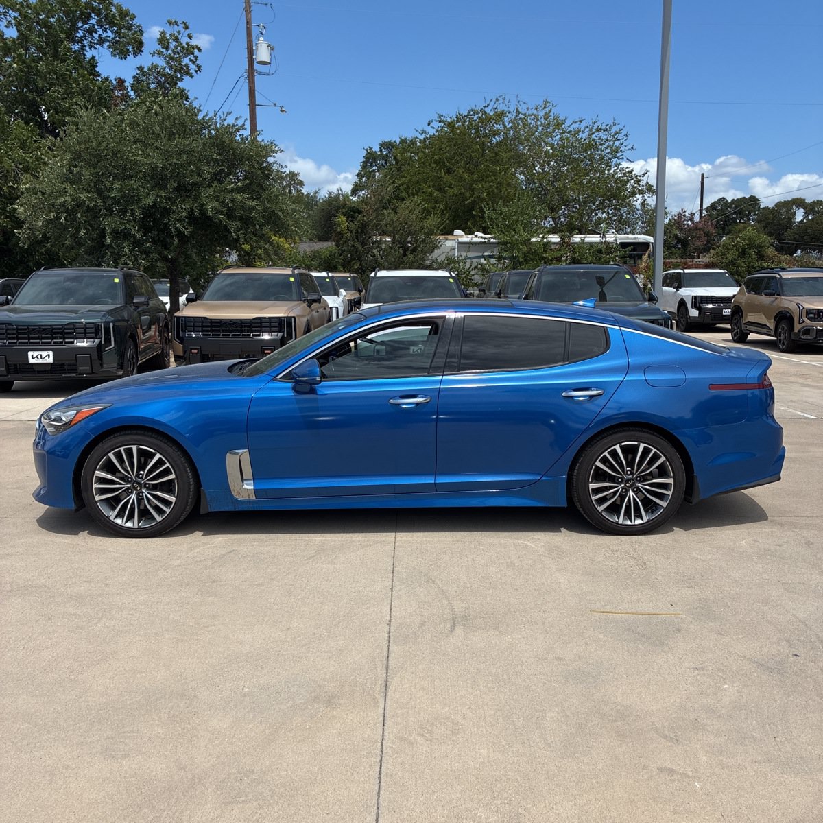 Used 2018 Kia Stinger Premium RWD image 7