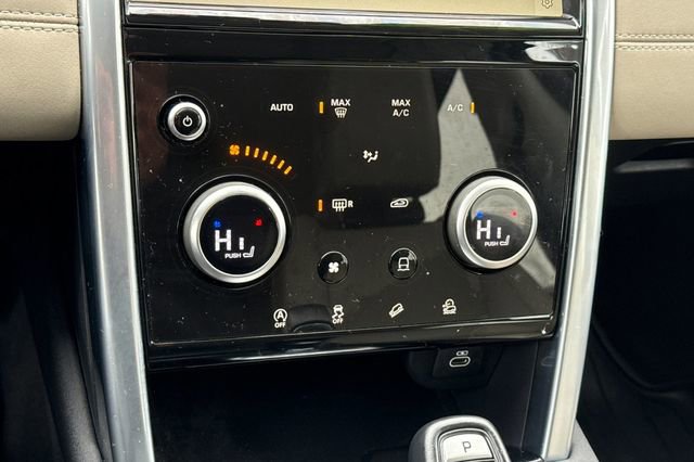 Used 2023 Land Rover Discovery Sport S image 25
