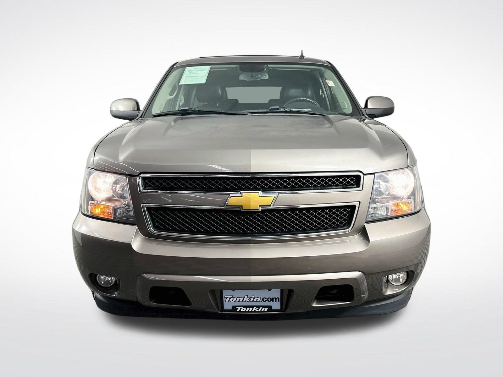 Used 2013 Chevrolet Tahoe LT w/ Luxury Package AWD/4WD image 2