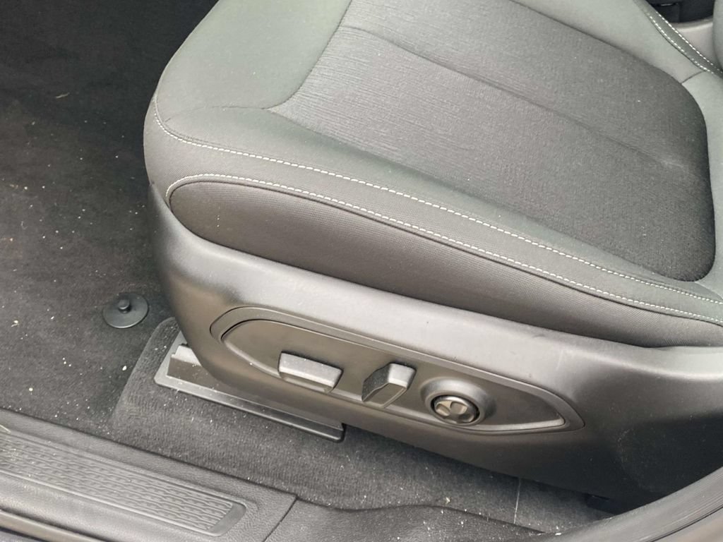 New 2026 Jeep Grand Cherokee Laredo X RWD image 40