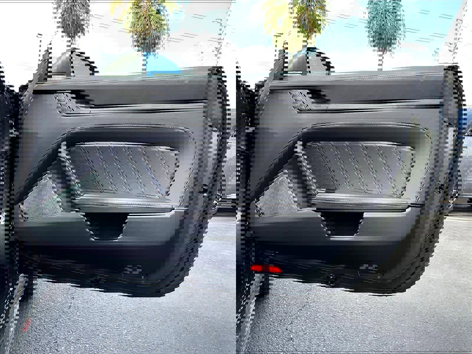 Used 2024 Porsche 911 Carrera 4S image 25