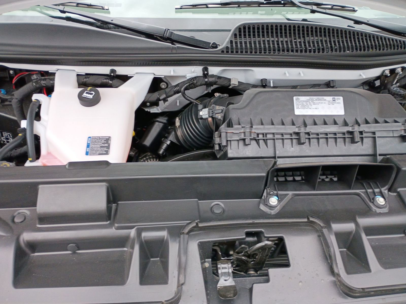 New 2025 Chevrolet Express 2500 w/ Driver Convenience Package image 18