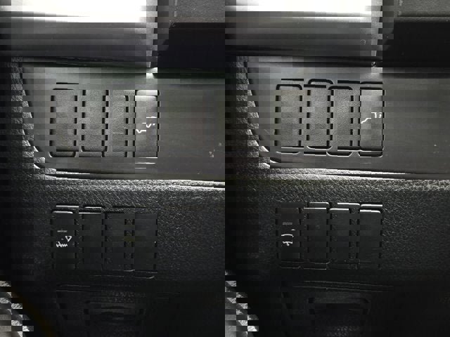 Used 2016 Toyota Highlander XLE AWD/4WD image 24