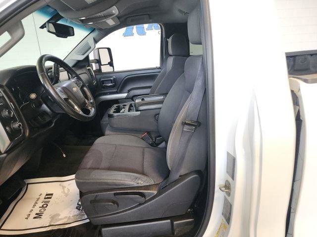 Used 2018 Chevrolet Silverado 3500 LT w/ Snow Plow Prep Package AWD/4WD image 9