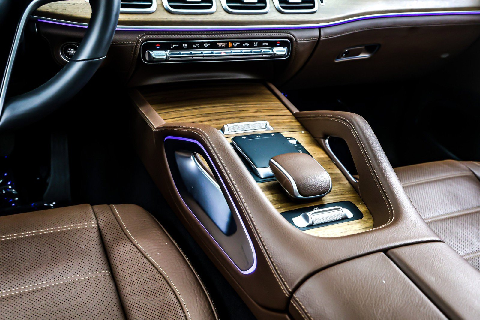 Certified 2024 Mercedes-Benz GLS 450 4MATIC image 8