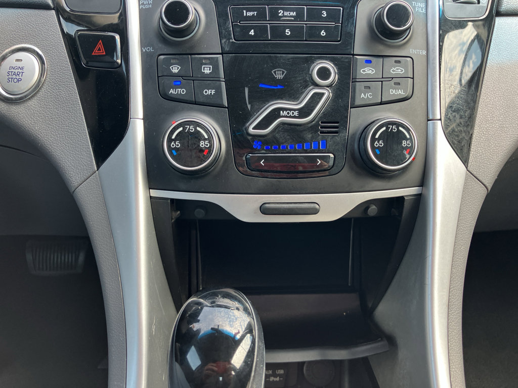 Used 2013 Hyundai Sonata Limited image 17
