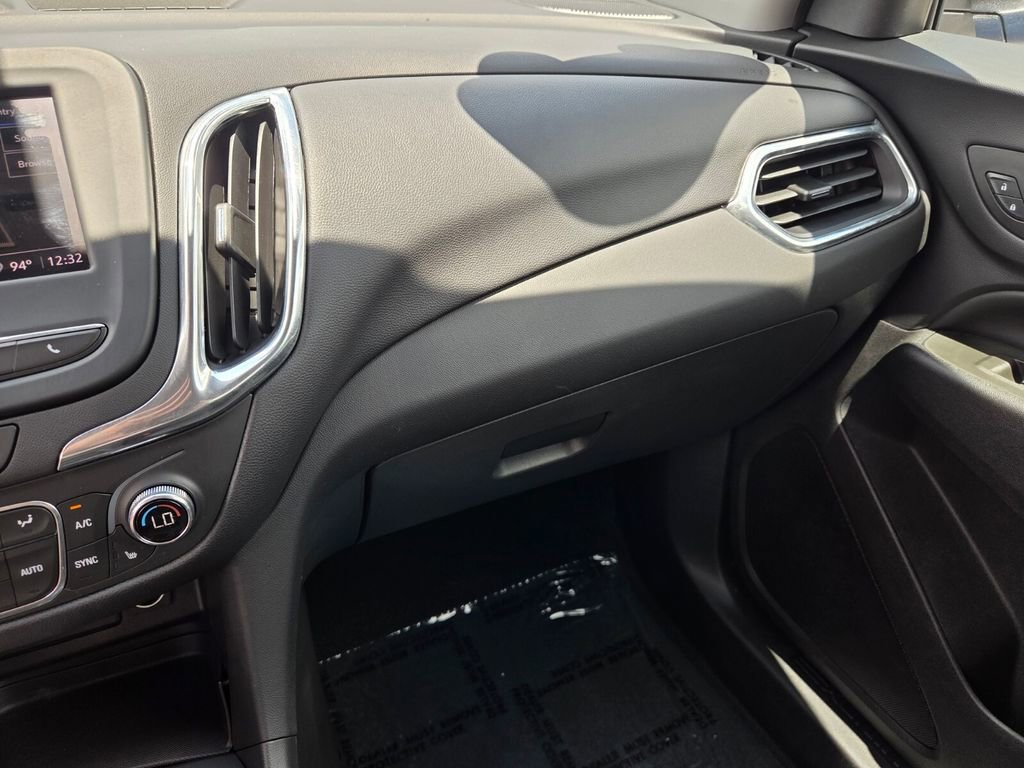 Used 2024 Chevrolet Equinox LT FWD image 28
