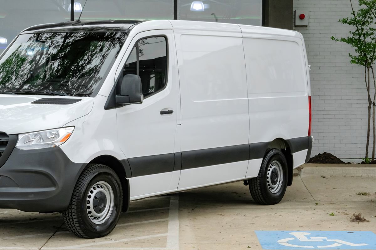 Used 2023 Mercedes-Benz Sprinter 2500 image 6
