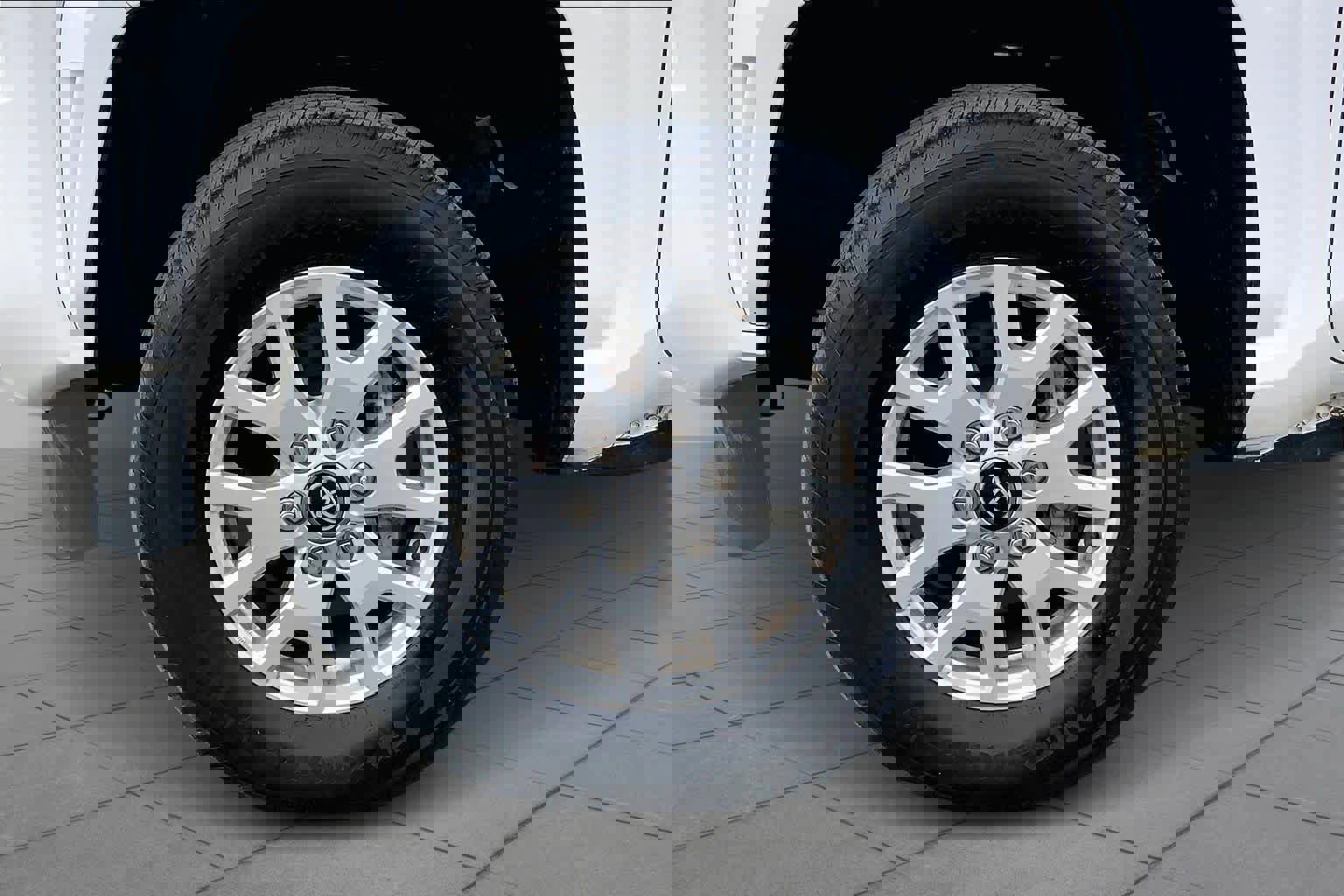 Used 2024 Toyota Tacoma SR5 image 10