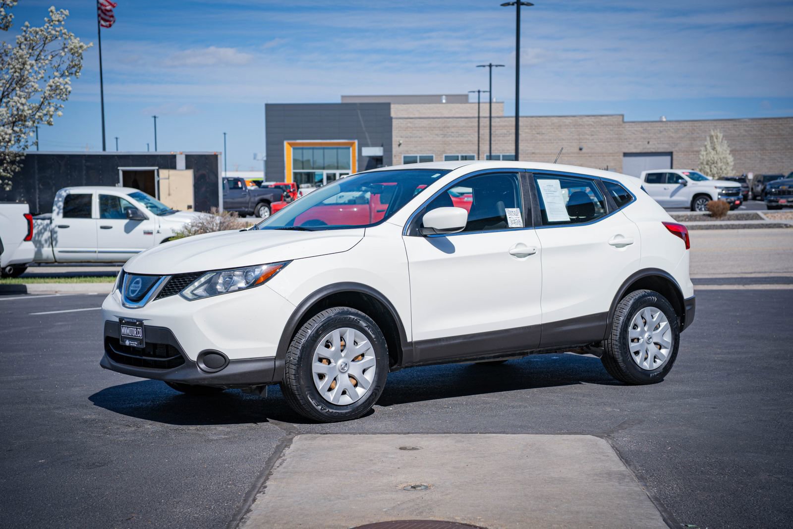 Used 2019 Nissan Rogue Sport S image 6