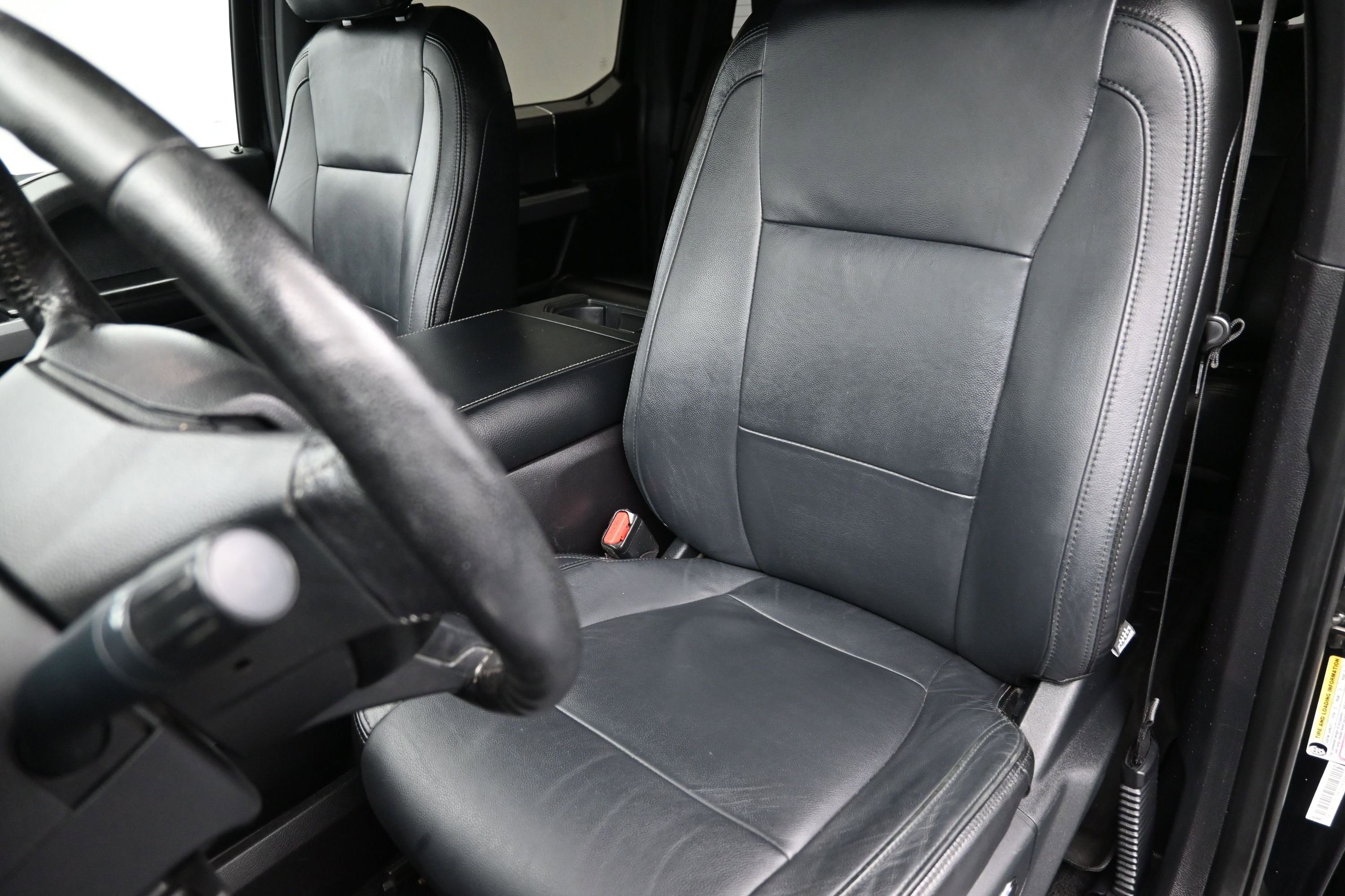 Used 2016 Ford F150 XLT w/ Equipment Group 302A Luxury AWD/4WD image 21