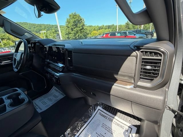 Certified 2024 Chevrolet Silverado 1500 LT AWD/4WD image 38