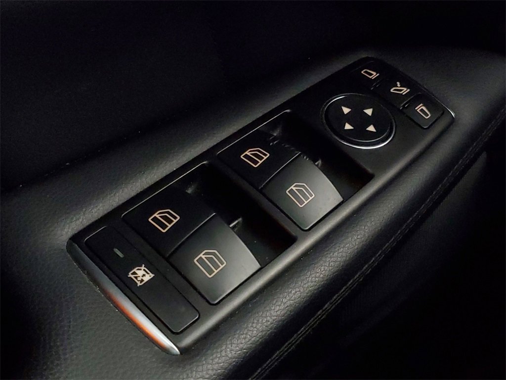 Used 2015 Mercedes-Benz CLS 400 4MATIC image 16