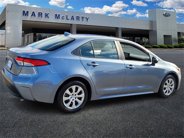 Used 2024 Toyota Corolla LE image 4